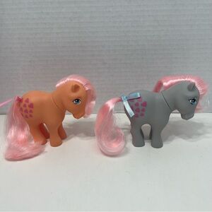 MY LITTLE PONY 2017 Peachy and Snuzzle ponies